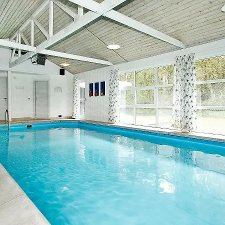Four-bedroom Holiday In Hadsund 1 Vakantiehuis *