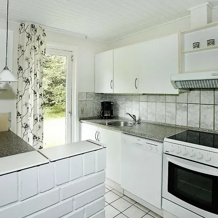 Four-bedroom Holiday In Hadsund 1